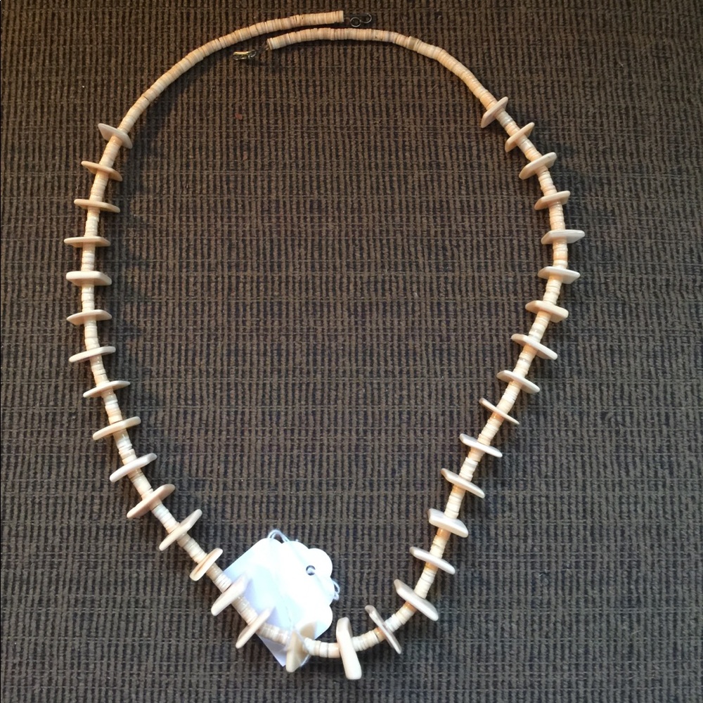 Native American Howlite Necklace.